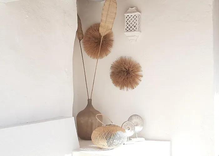 Sea'ya Thoughtful - * Cascais